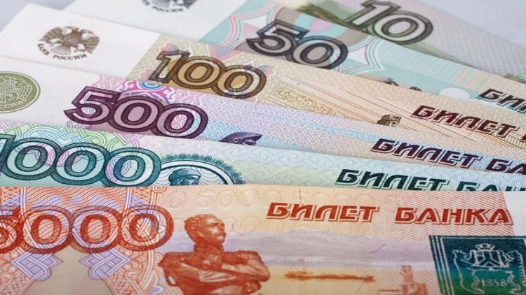 Rusiya-ABŞ danışıqları uğurlu olsa, rublun məzənnəsi belə olacaq