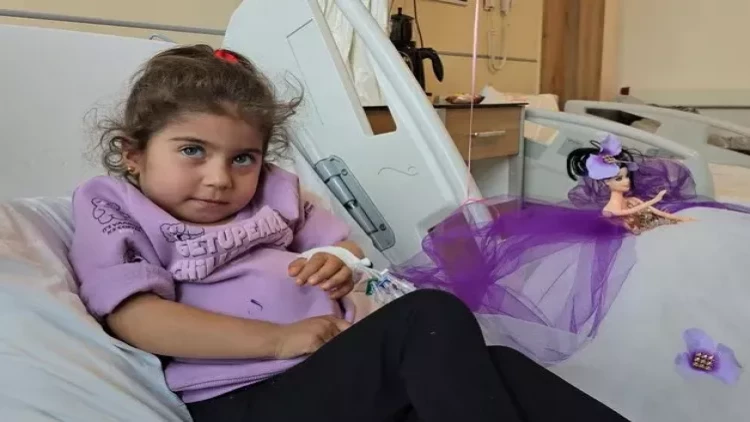 Qarnı ağrıyan 4 yaşlı uşağın bağırsağından görün nələr çıxdı - FOTO