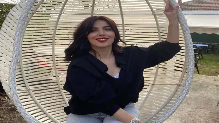 Gənc qızı keçmiş sevgilisi küçənin ortasında döyüb ÖLDÜRDÜ - FOTO