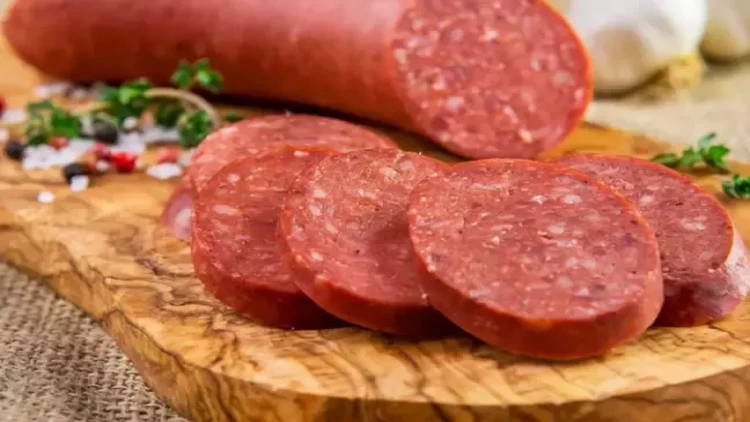 Bu kolbasaların tərkibində at və quş əti aşkarlandı - Nazirlik ifşa etdi - SİYAHI