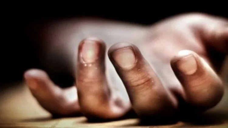 Bakıda 12 yaşlı oğlan binadan yıxılıb öldü