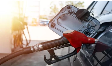 Bu yanacaqdoldurma məntəqələri benzini düz vurmurlar - DEPUTAT