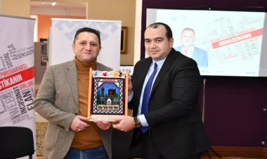 MEMİM-in “Mədəniyyətin pərdəarxası: jurnalistikanın sirləri” adlı  yeni layihəsinin ilk qonağı jurnalist Vüqar İmanov olub - FOTO