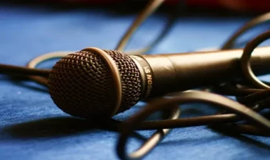 Tanınmış müğənni prokurorluğa çağrıldı - FOTO