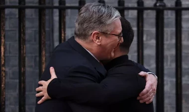 Starmerin Zelenskiyə Trampla bağlı dedikləri yayıldı - FOTO