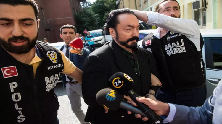 Adnan Oktar bəraət aldı
