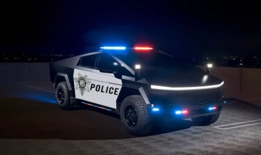 Las-Veqas polisinə 10 Tesla Cybertruck hədiyyə etdi