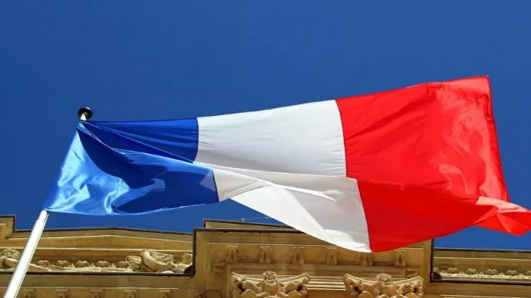 Əlcəzair Fransa ilə əlaqələri kəsdi