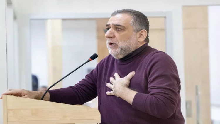 Vardanyan sərbəst ifadə verməkdən imtina etdi, sualları cavablandırmadı