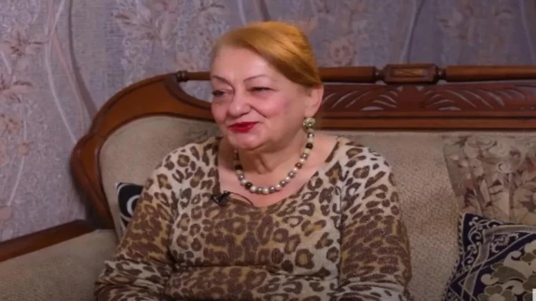 16 yaşında ərə gedən şəkili xanım: 