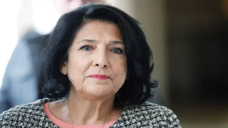 Zurabişvilyə hava limanında hücum