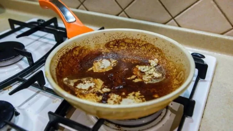 Yanmış tavanı belə təmizləyin