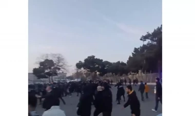 “Neftçi” – “Qarabağ” oyununda kütləvi dava - saxlanılanlar var - VİDEO