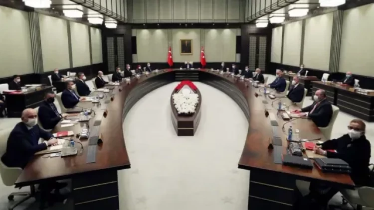 Ərdoğan 5 naziri vəzifədən qovacaq