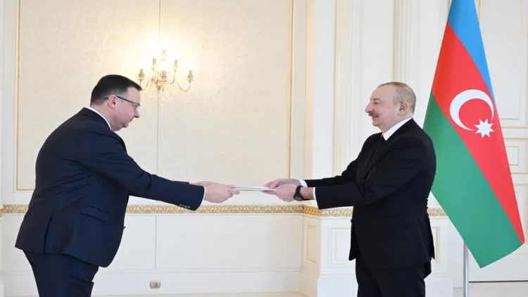 Prezident Belarusun yeni səfirinin etimadnaməsini qəbul edib - VİDEO - FOTO