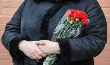 Xalq artisti təqdimat zamanı öldü - FOTO