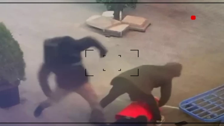 Bakıda maskalı şəxslər restorana basqın etdi - Anbaan görüntülər