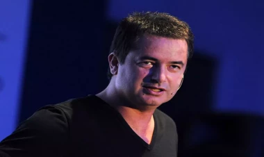 Yağ qabından gitara düzəldən Natiqi, Acun Ilıcalının şirkəti yarışmaya çağırdı - VİDEO