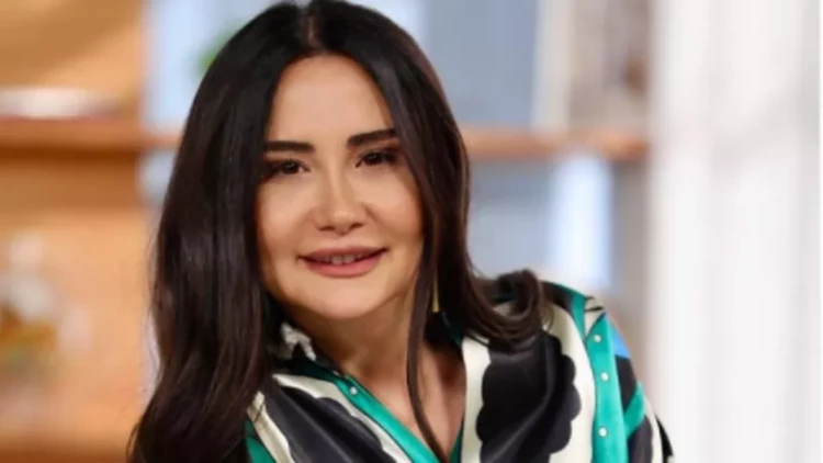 Leyla Mustafayeva nadir daş tapdı - FOTO