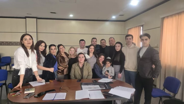 Dövlət Milli Gənc Tamaşaçılar Teatrında 