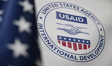 USAID-in Vaşinqtondakı baş qərargahı BAĞLANDI