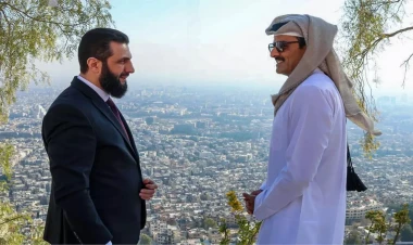 Suriyaya ilk səfəri o etdi - FOTO