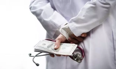 Bəzi həkimlərin pasienti 