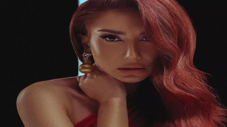 Azərbaycanlı müğənni ərə gedir - VİDEO