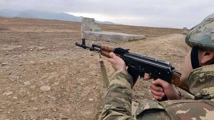 Müdafiə Nazirliyi videoçarx yaydı - VİDEO