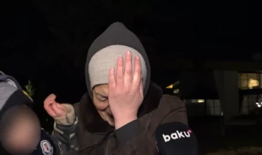 Küçədə qalan qadın: 