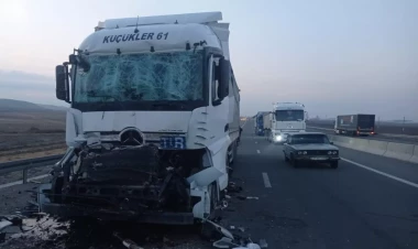 Bakı-Qazax yolunda qəza - Türkiyə vətəndaşı xəsarət aldı - FOTOlar