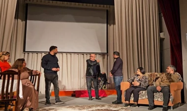 “Regionlarda peşəkar teatr dərsləri”: layihənin budəfəki ünvanı Ağdam teatrı olub - FOTO