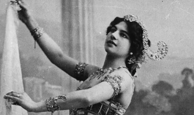 Yüzlərlə kişini özünə aşiq etdi: Tarixin sirli casusu