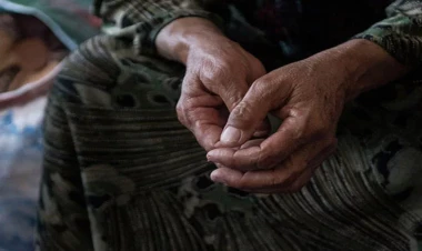 Azərbaycanda oğul anasını döydü -  Evlənmək söhbəti üstündə