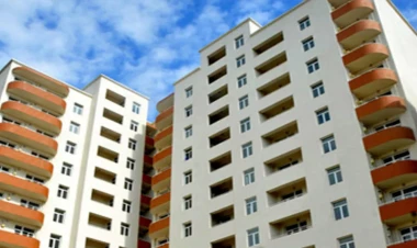 Azərbaycanda İNANILMAZ OLAY: 12-ci mərtəbədən düşən uşaq SAĞ QALDI - FOTO