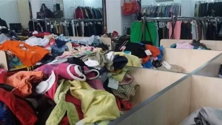 İkinci əl geyimlərə tələb artdı - VİDEO