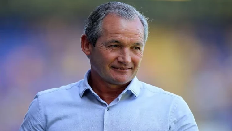 Tanınmış baş məşqçi ağır xəstəliyə yoluxdu