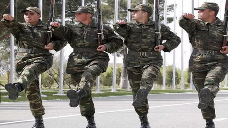 Azərbaycanda bu şəxslər 6 ay  əsgərlik çəkəcək?