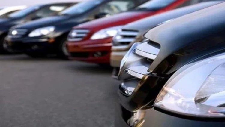 Maşın bazarında durğunluq: Nə baş verir? - VİDEO