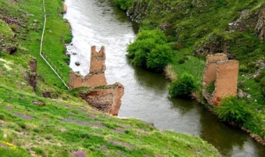 Ermənistan Ani körpüsü ilə bağlı Türkiyəyə  təkliflərini verdi