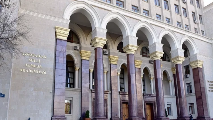 AMEA-nın binasında ÖLÜM