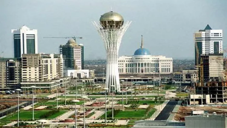 Qazaxıstan Ukraynadakı vətəndaşlarına çağırış etdi