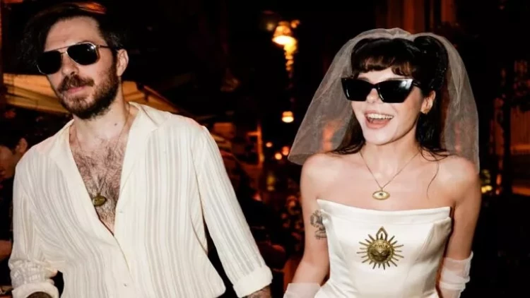 Türkiyəli müğənni ərə getdi - FOTOlar