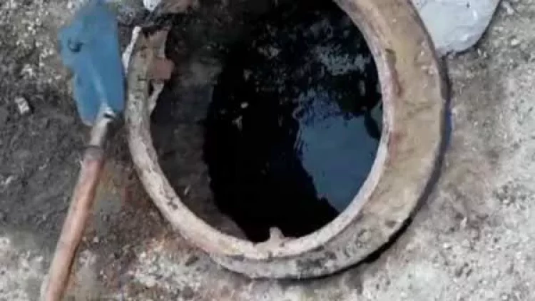 Bakıya gələn gənc kanalizasiya quyusuna düşdü