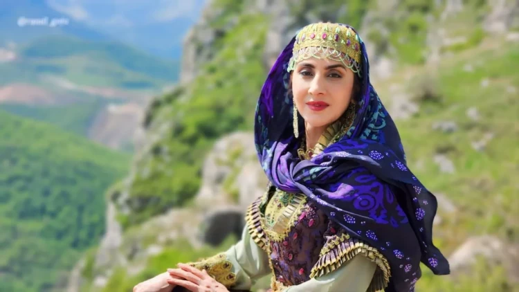 “Mən qonorarı çox istəyirəm, ona görə...”