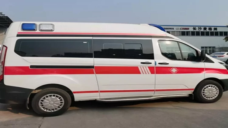 Çində sürücü şagird avtobusunu məktəblilərin üstünə sürdü - 11 nəfər ölüb - YENİLƏNİB - FOTO