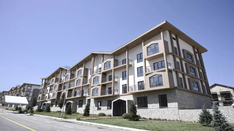 Prezident və Birinci xanım Kəlbəcərdə 524 ailəlik yaşayış kompleksinin tikintisi ilə tanış olublar - VİDEO - FOTO