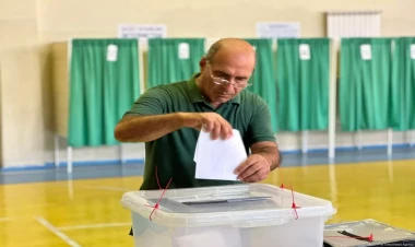 35 saylı məntəqədə 200-dən çox şəxs səs verib