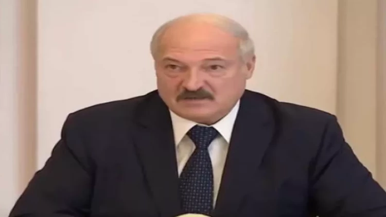 Lukaşenko prezidentliyindən əvvəl futbol komandası yaradıb