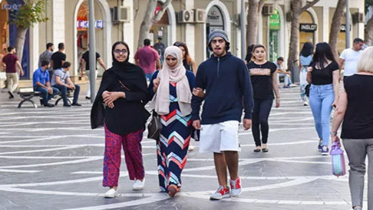 Bakı hindistanlı turistlərin hədəfində